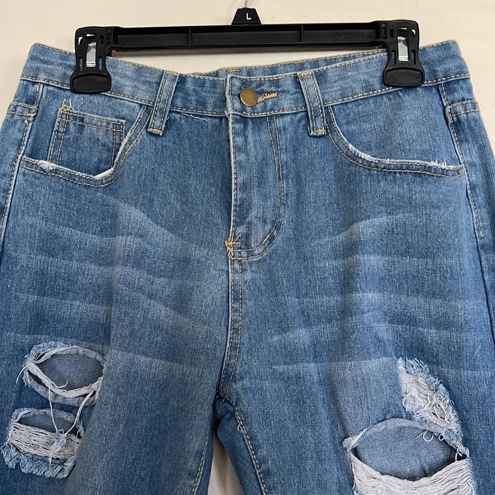 Distressed Jeans - Picture 8 of 9